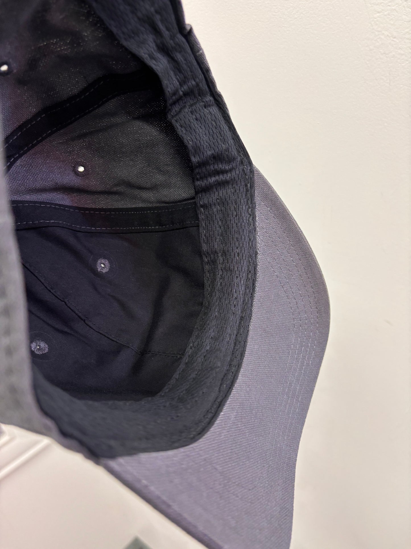 Ex Carhartt Rugged Professional Series Cap